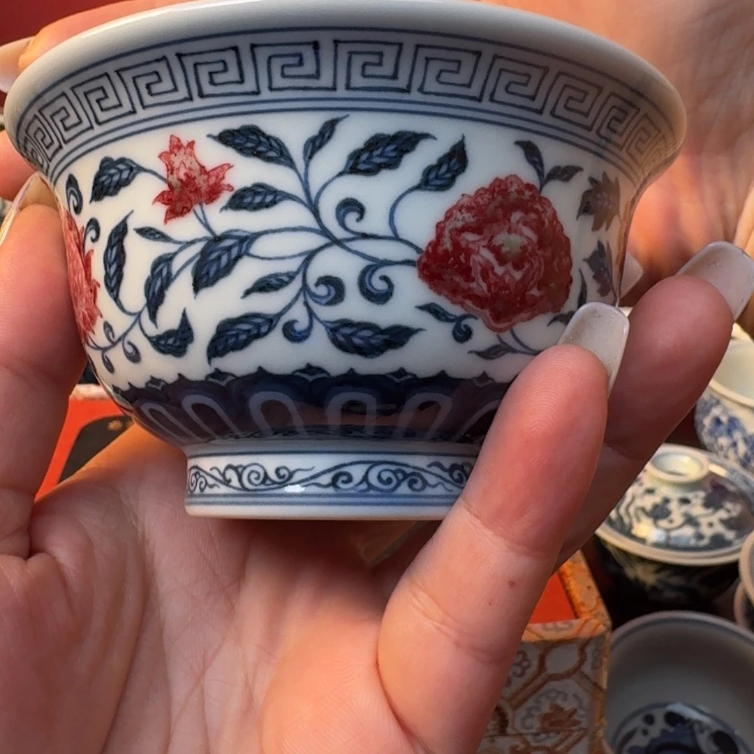 黎***人摆件缠枝莲压手杯子22222