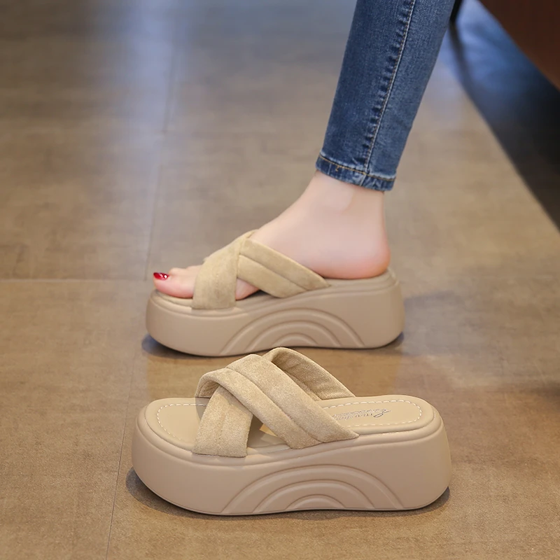 厚底拖鞋女夏外穿2025新款时尚百搭洋气搭裙子增高松糕凉小码凉拖