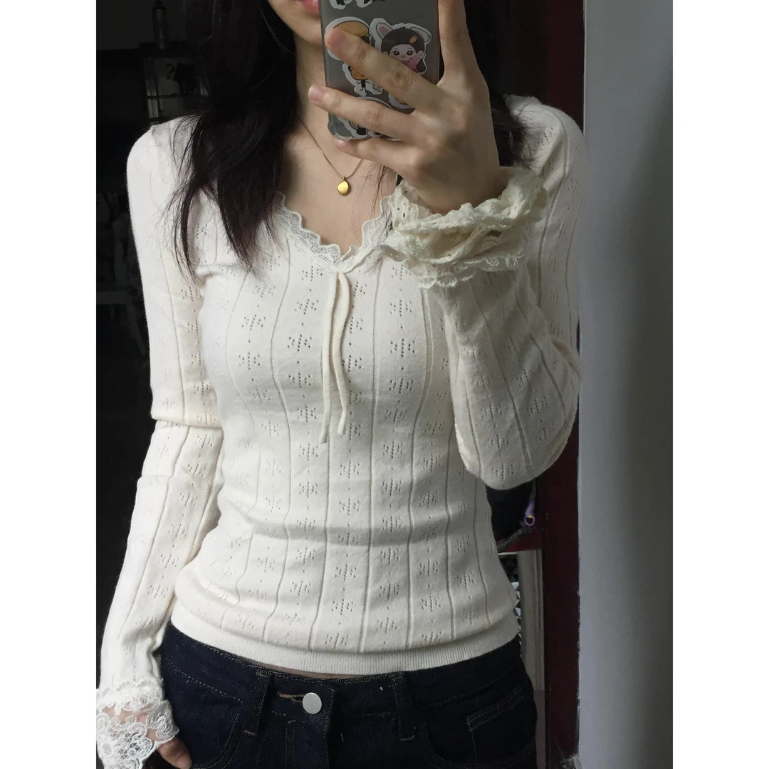 韩系氛围感蕾丝边v领长袖t恤女秋季纯欲风修身慵懒chic打底衫上衣