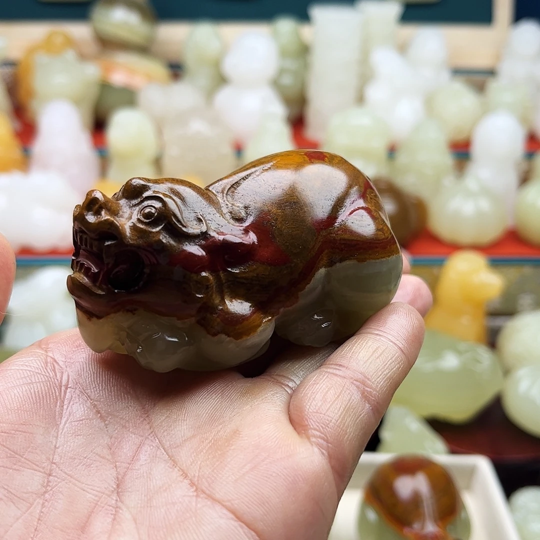 北***利石材貔貅手把摆件