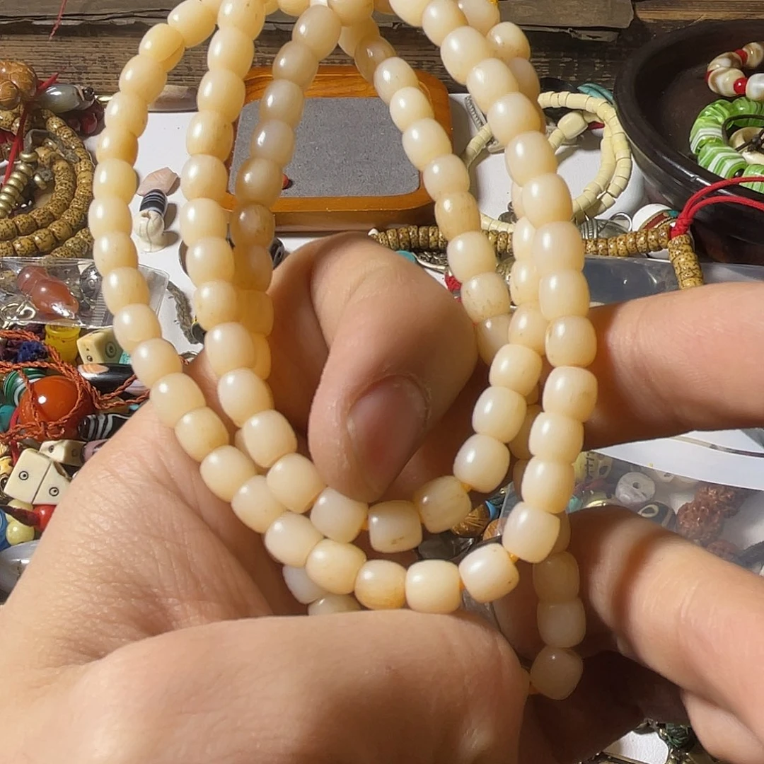 白玉菩提吊坠P****°珠子