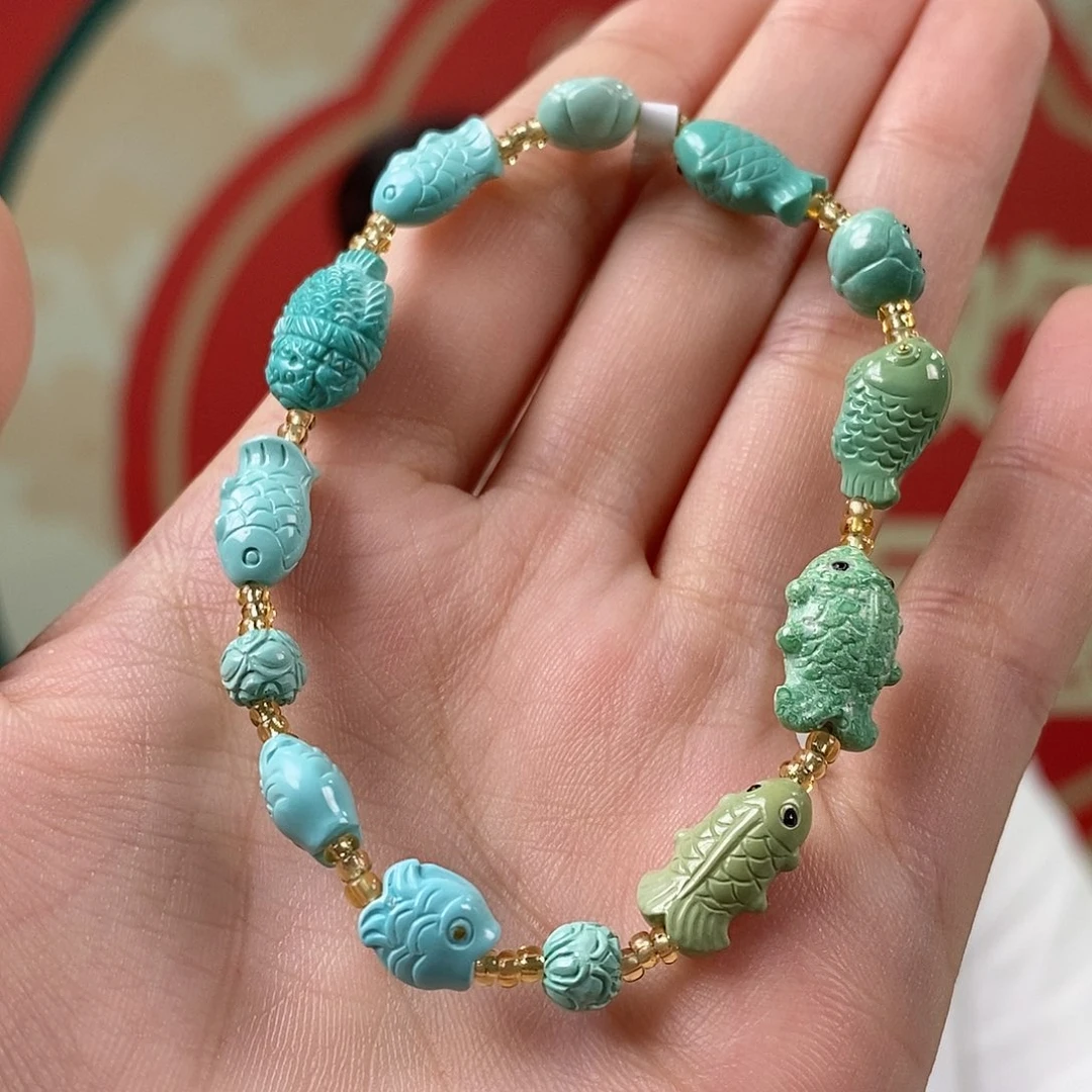 绿松石未镶嵌挂件