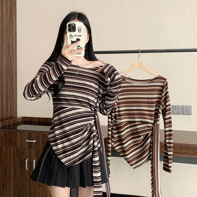 2025秋装新款胖mm大码女休闲设计感条纹圆领不规则绑带上衣A2345