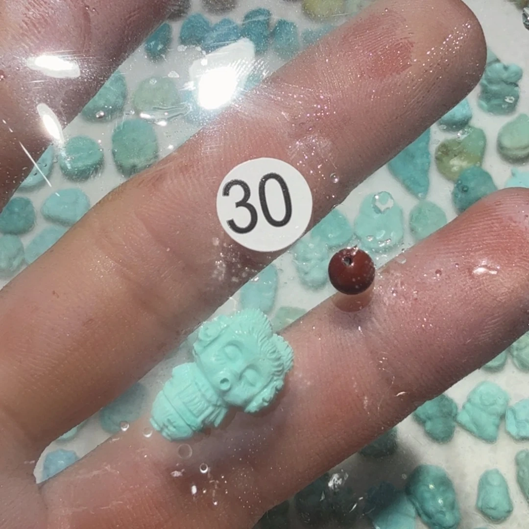 南红玛瑙未镶嵌珠宝奇石