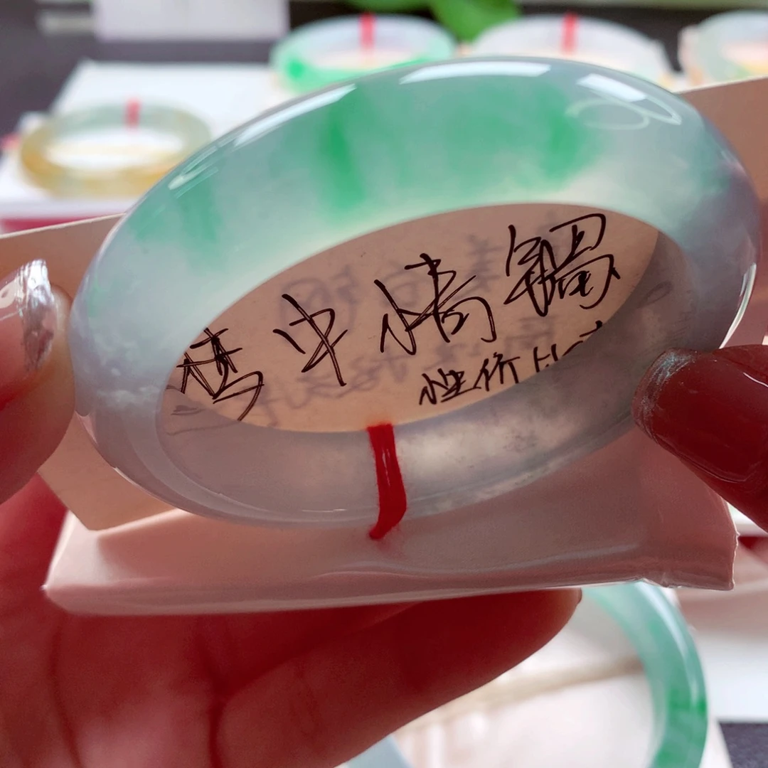 未镶嵌手镯翡翠师妹发光发亮阳绿手镯（16号）