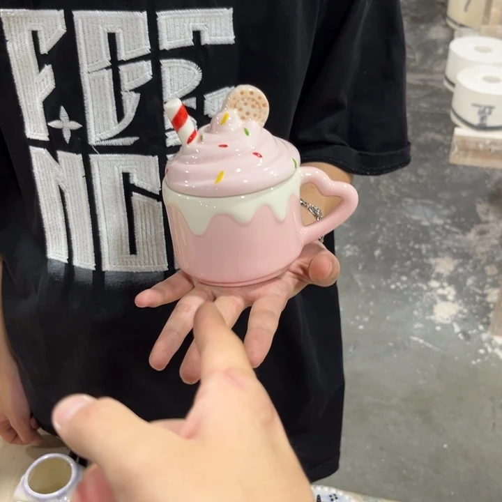 我们的生活是以自己为