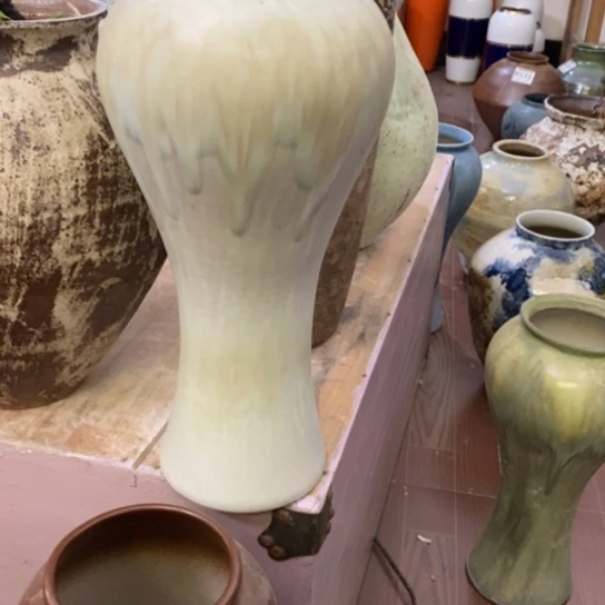 瓶  景德镇陶瓷。景德镇陶瓷