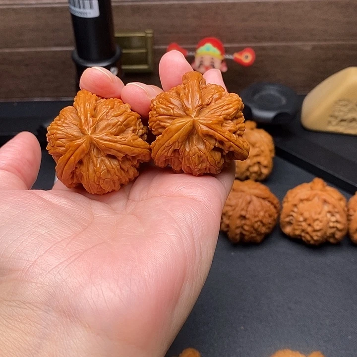 水***木把件文玩核桃白奔