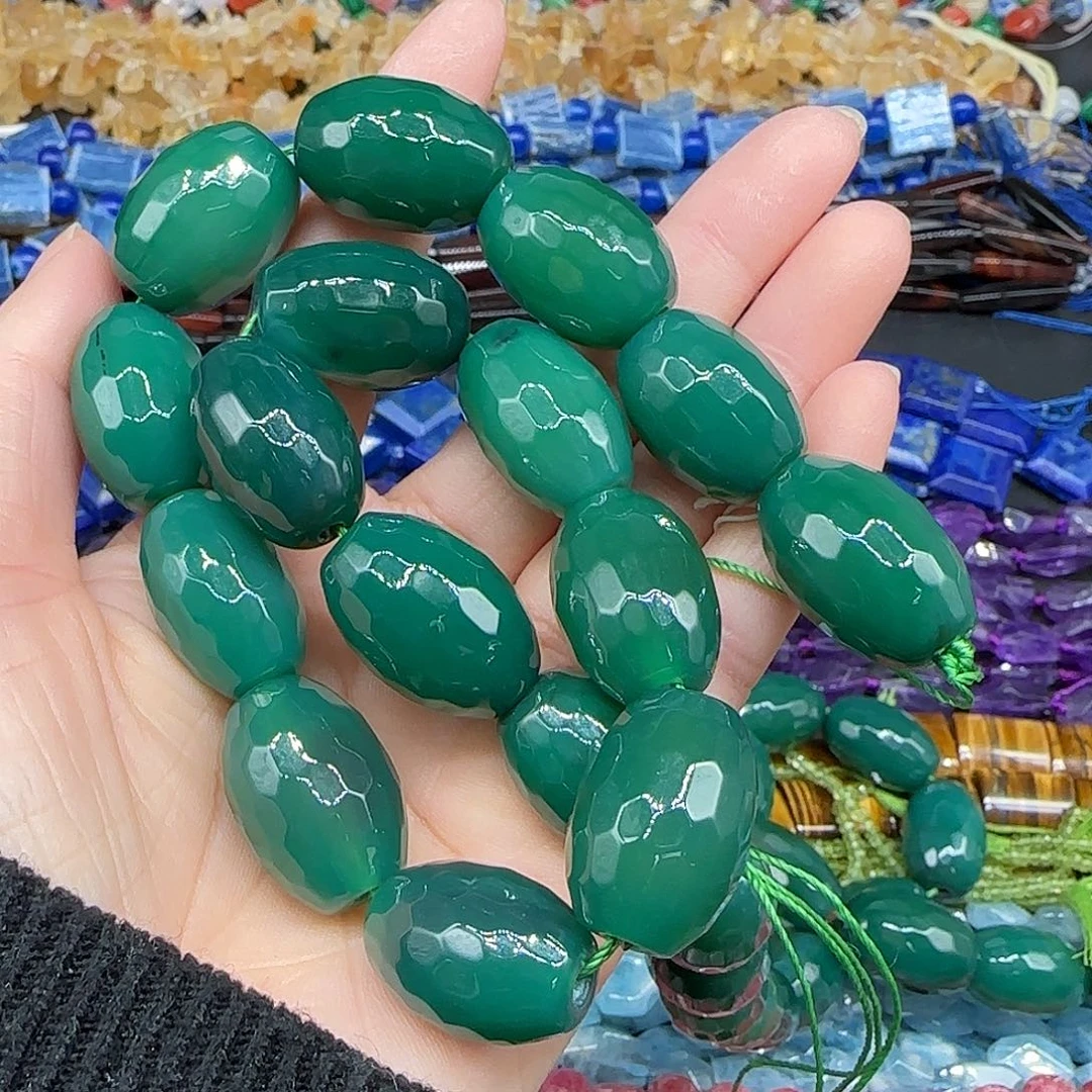 玛瑙/玉髓珠宝半成品合金绿玛瑙15-23mm切面一条