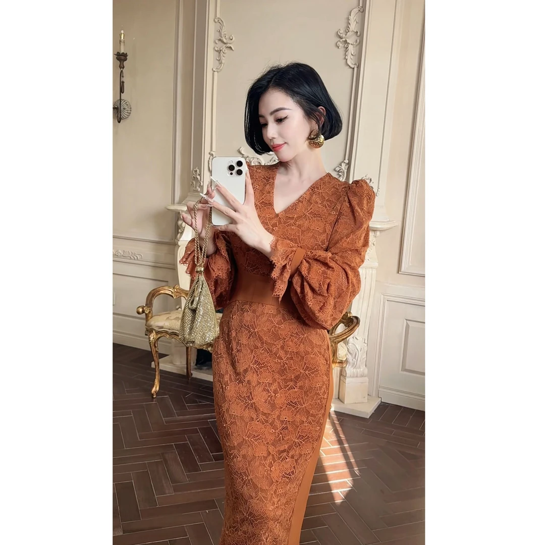 LYXJ【橘调玫瑰】蕾丝橘调连衣裙2025秋季新款收腰显瘦高弹约会裙