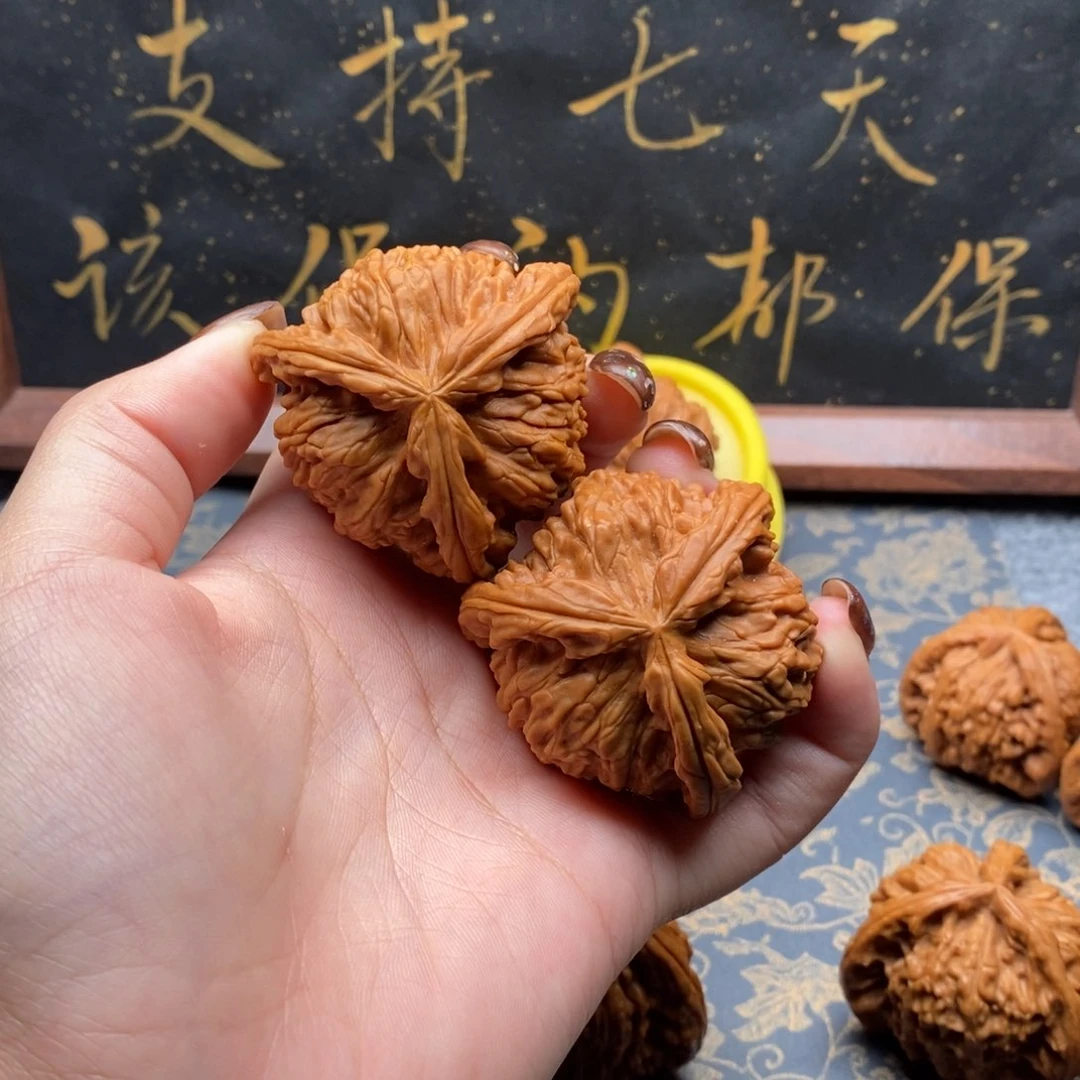 吊坠文玩核桃校***儿白狮子