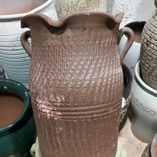 紫砂花盆口21高度32瑕疵红