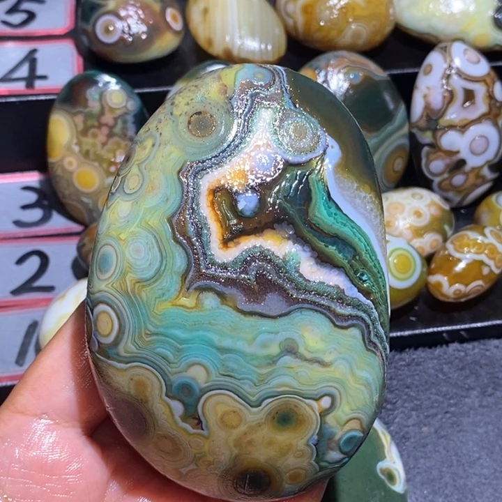 随***飘未镶嵌发饰玛瑙/玉髓