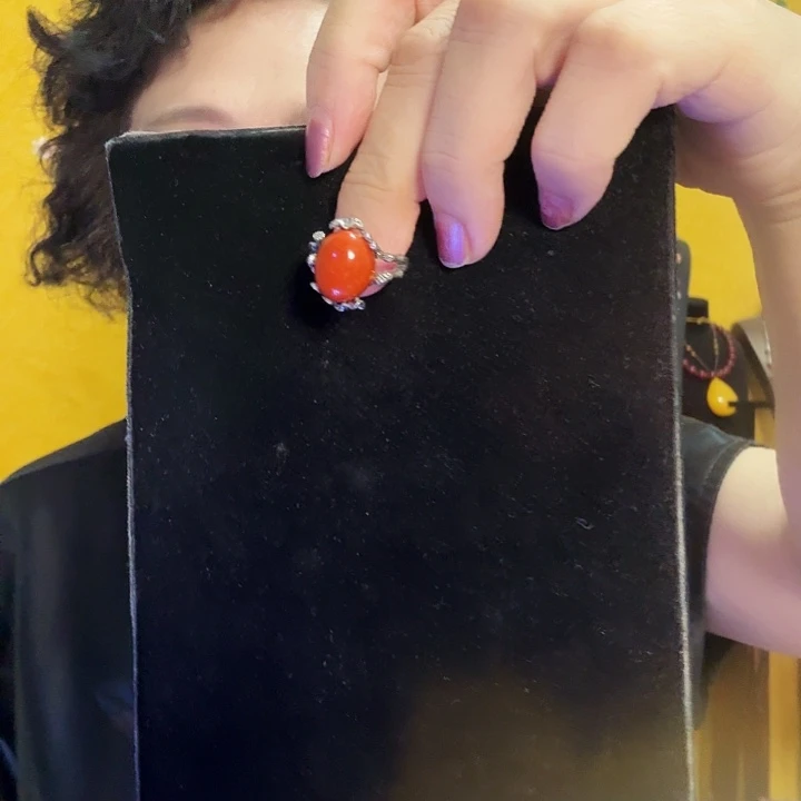 娟***j南红玛瑙银S925镶嵌戒指