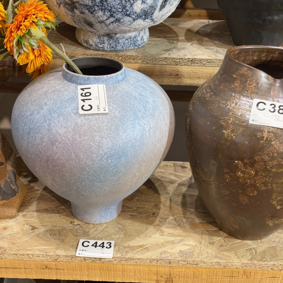 白泥花瓶景德镇陶瓷艺术研究院