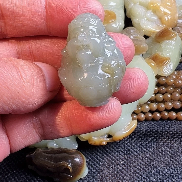 和田玉未镶嵌吊坠(不含链)