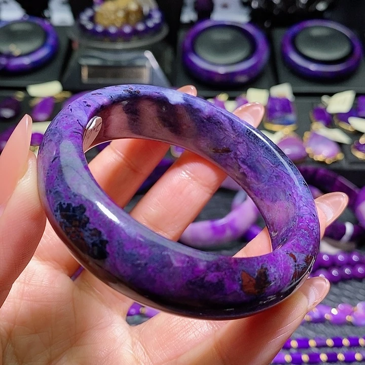 苏纪石（舒俱来）手镯未镶嵌