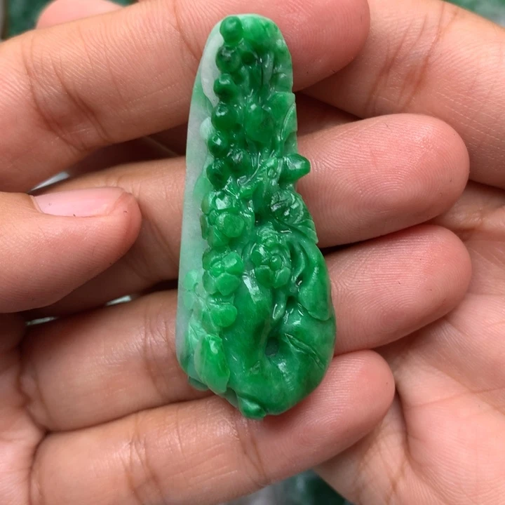 定制翡翠未镶嵌梦*儿翡翠