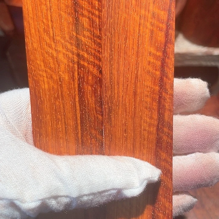 石***轩檀香紫檀（小叶紫檀）