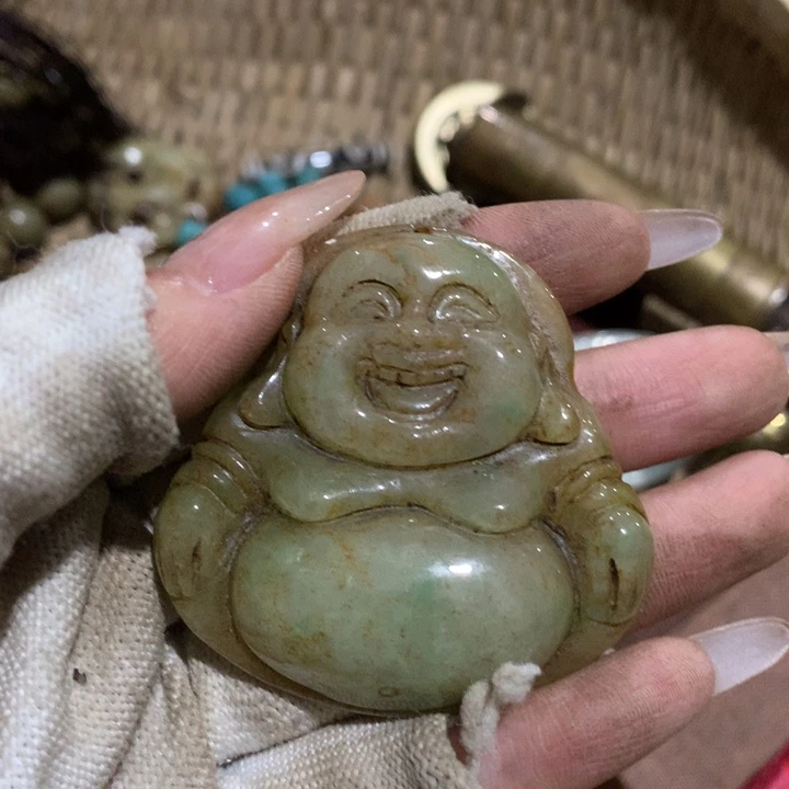 向***鹰瓷片他人是真的爱自己多想
