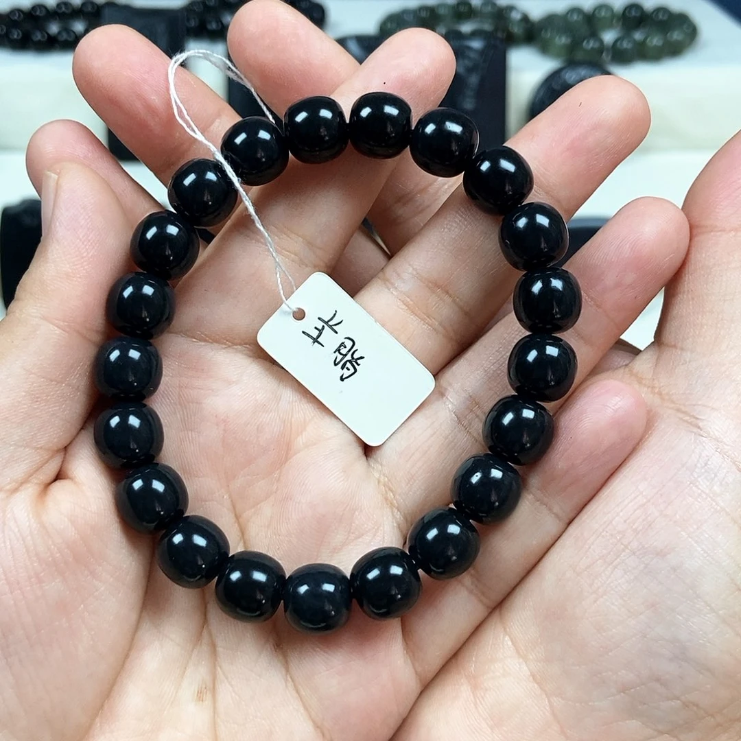 手串未镶嵌和田玉（墨玉）旭**之卡10老型手串