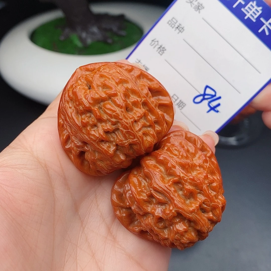 ****学把件文玩核桃42三角白84