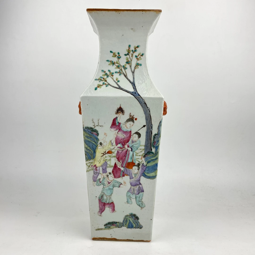 【预展链接】CY2-20清中期·粉彩人物纹瘦耳方瓶