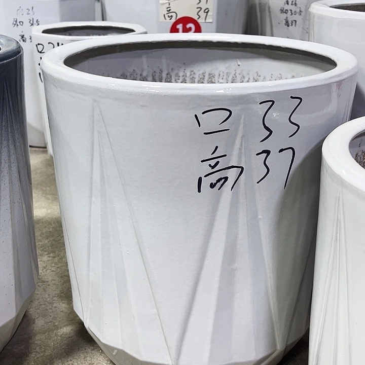 陶瓷花盆大号一个