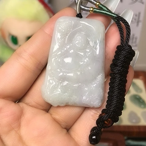 吊坠(赠链)未镶嵌翡翠