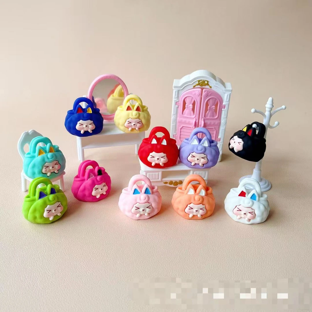 手感漆包包kiki萌粒摆件