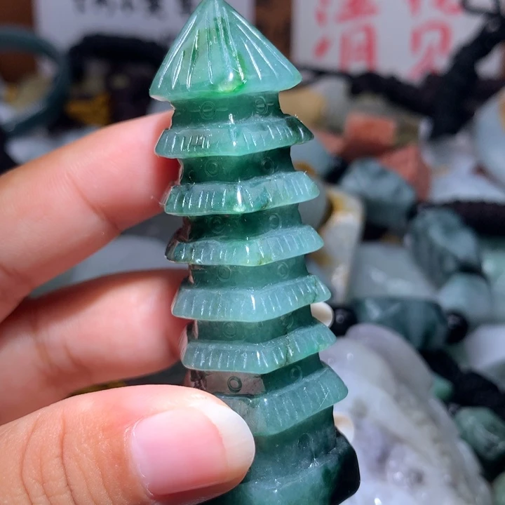 翡翠未镶嵌颈饰保真天然A货翡翠