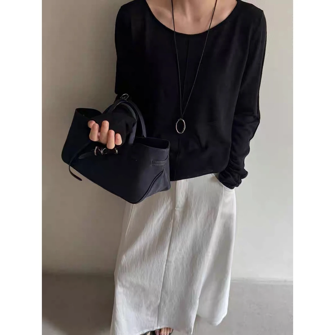 /超柔打底/秋季新款圆领长袖净版前拼缝压线针织上衣 长57 95280