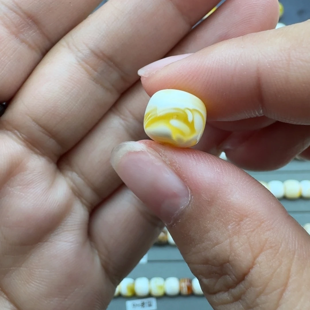 琥珀未镶嵌裸石10加老型
