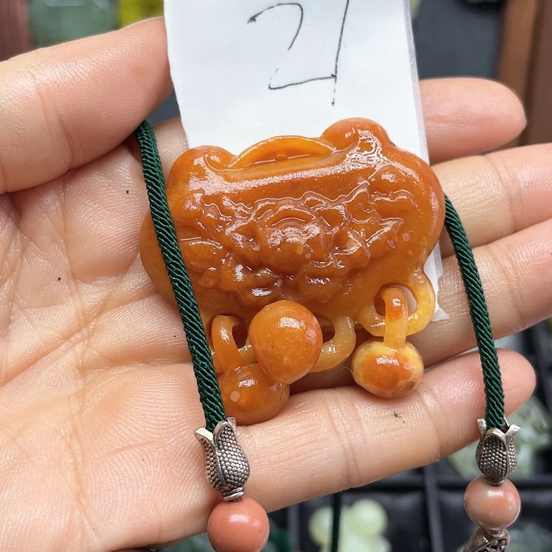 蛇纹石玉未镶嵌颈饰s***s