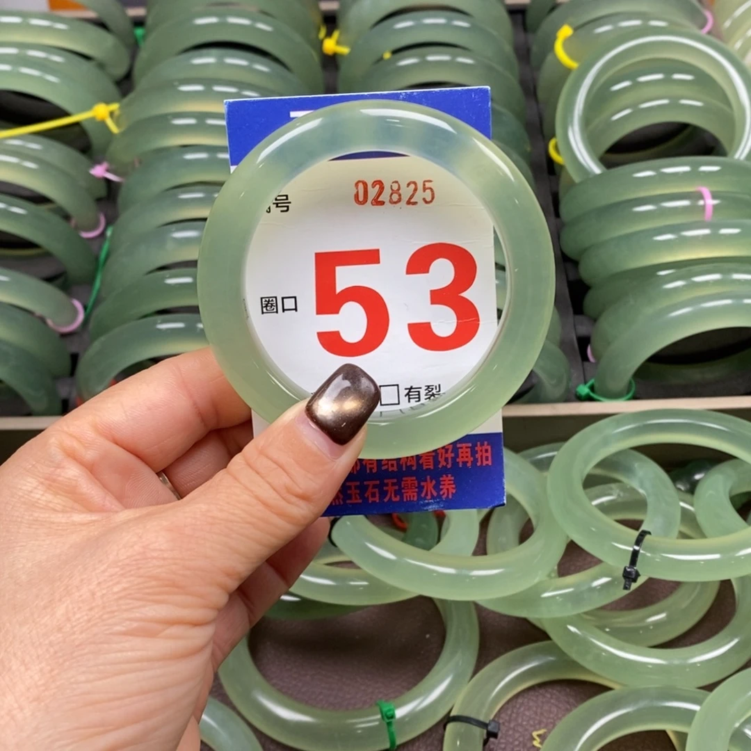 我***驰蛇纹石玉未镶嵌手镯