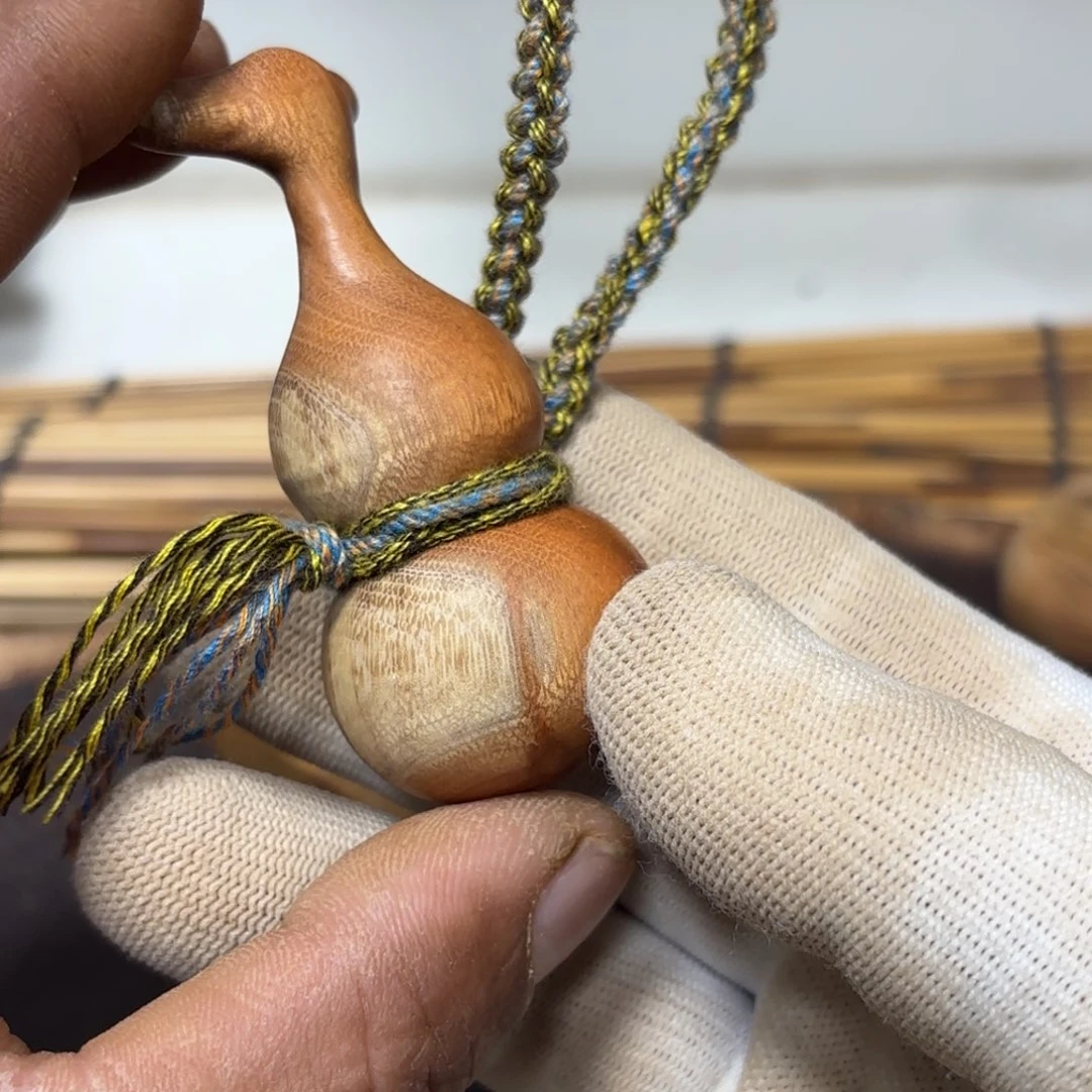 柏木（崖柏）全***生北太行随行手把件