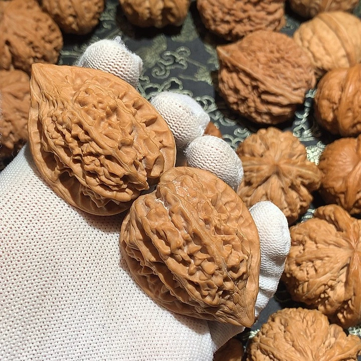 文玩手把件  打哭石 39