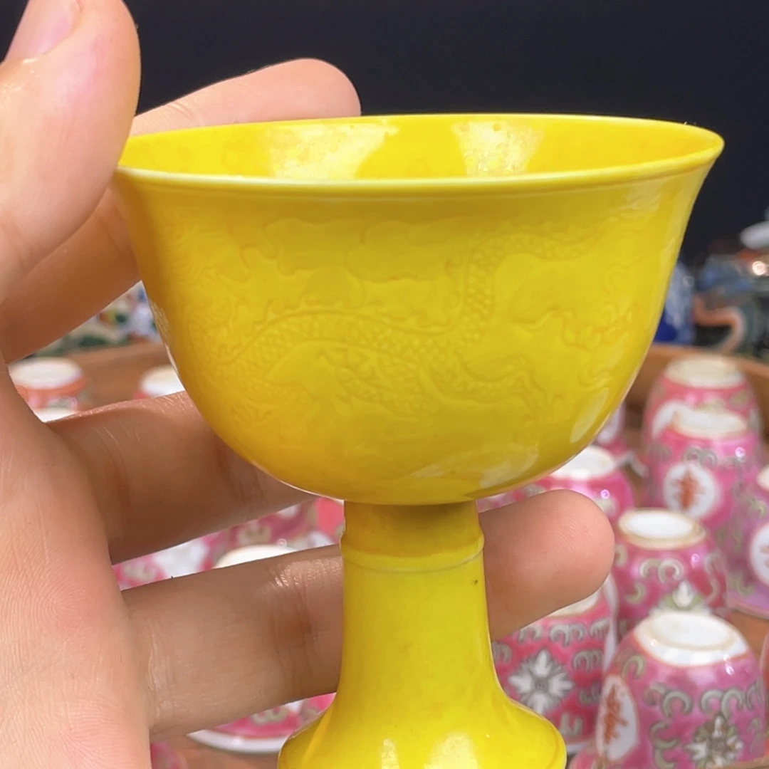 00后成hua鸡油黄高足杯全品