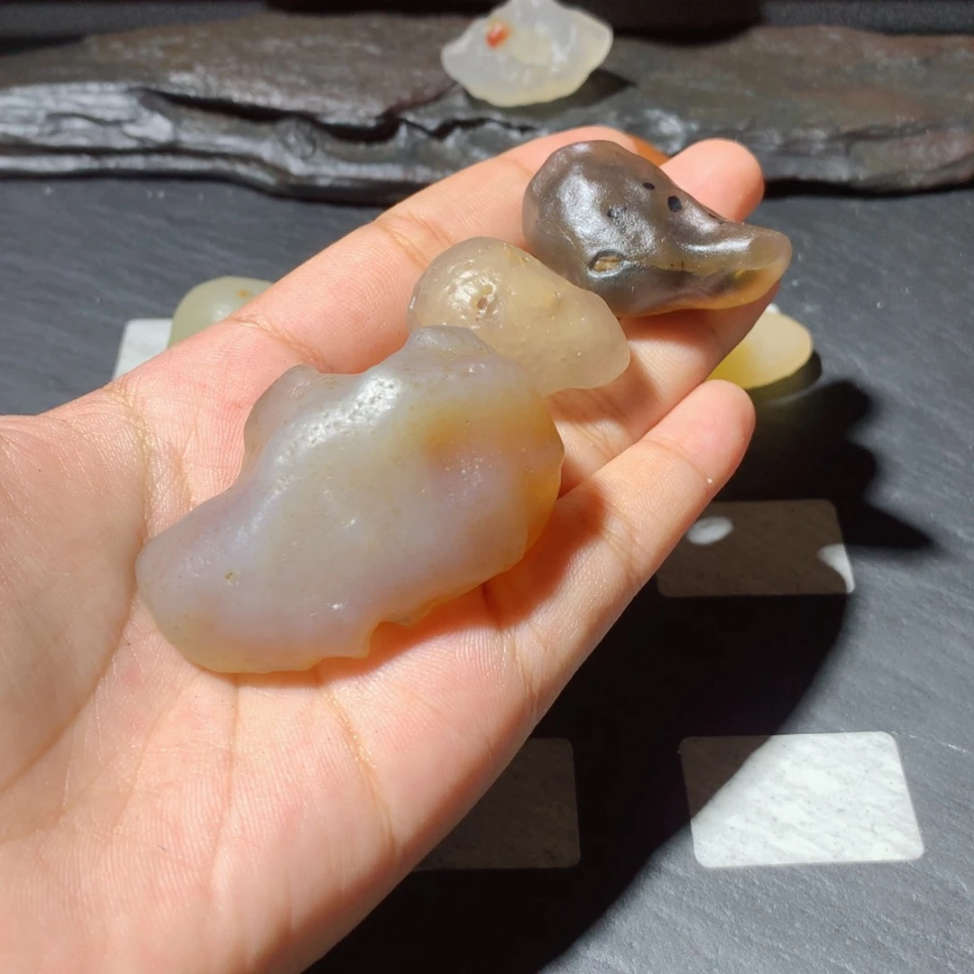 玛瑙/玉髓原石未镶嵌