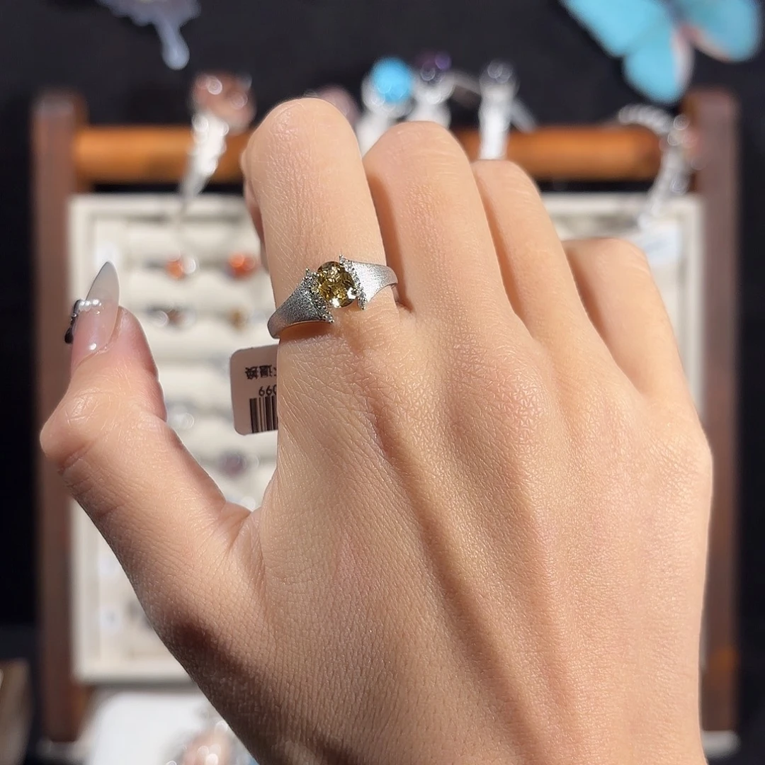 星***星银S925镶嵌烟晶戒指