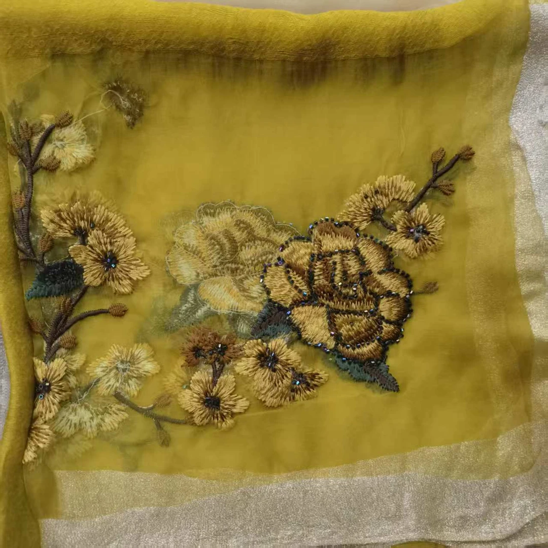 瑕疵 国色黄色 丝毛刺绣破洞抽丝没包装布料