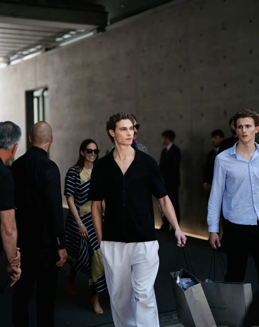 2025秋季新款 （索立领）刺绣 软壳 都市休闲夹克-hai