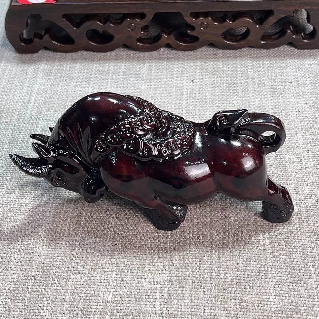 红木底座精雕工艺品