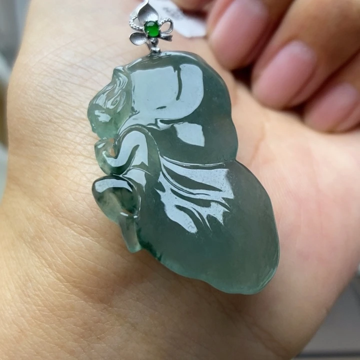 【闪购商品】颈饰18K金镶嵌翡翠48