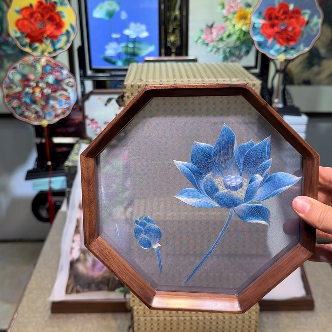 刺绣刺绣工艺精湛