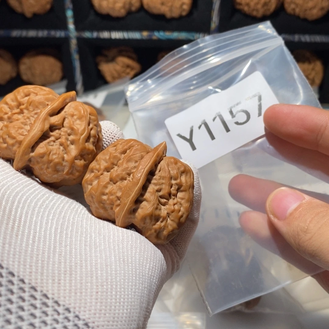 文玩核桃吊坠37✖️42四开背蛤蟆头