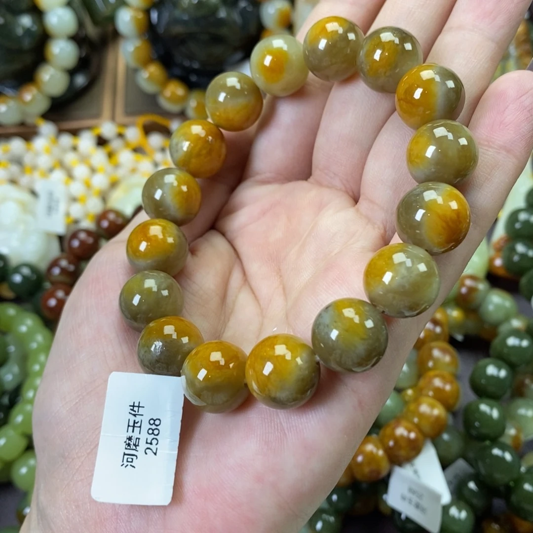 未镶嵌手串透闪石质玉…*
