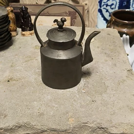 为***发颈饰玻璃一个圆形锡制温酒壶