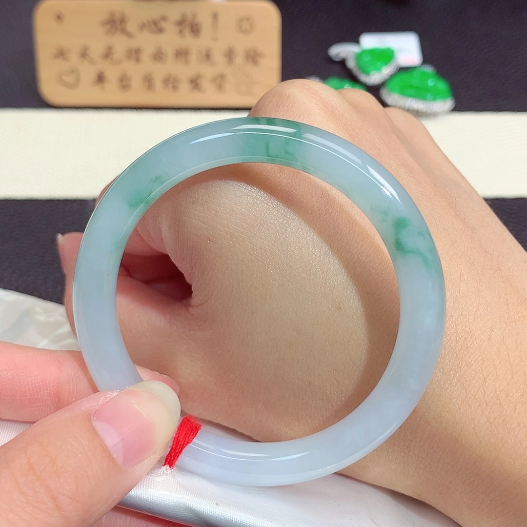 未镶嵌手镯翡翠530