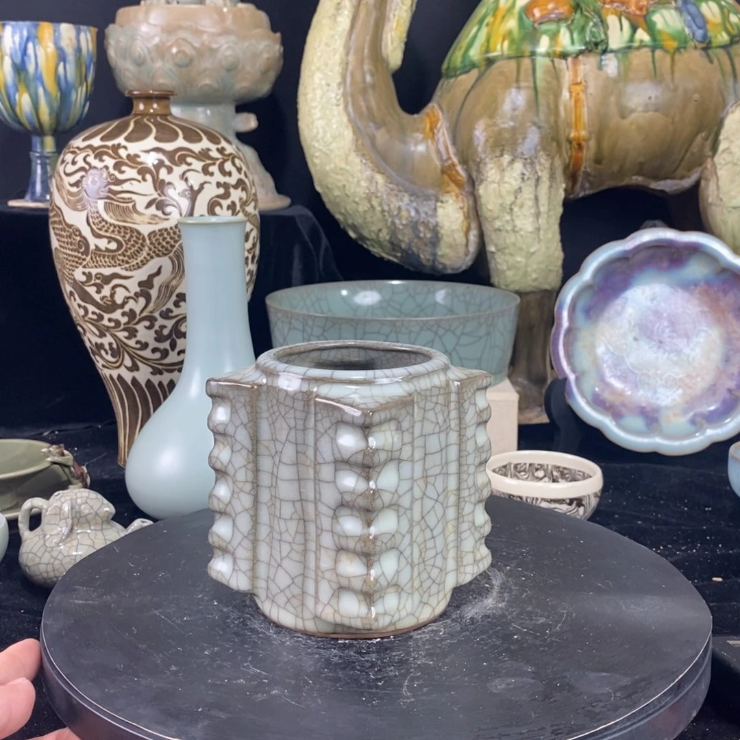 摆件官窑小琮瓶瓷器